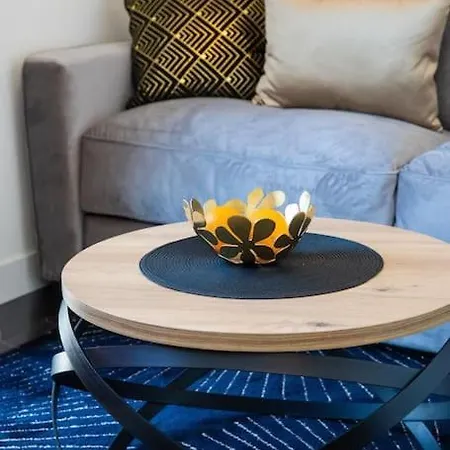 Golden Fantasy Apartment